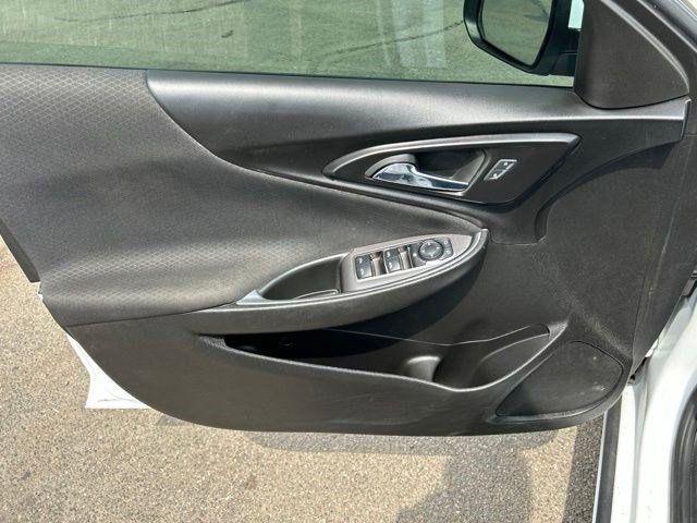 Chevrolet Malibu  2022