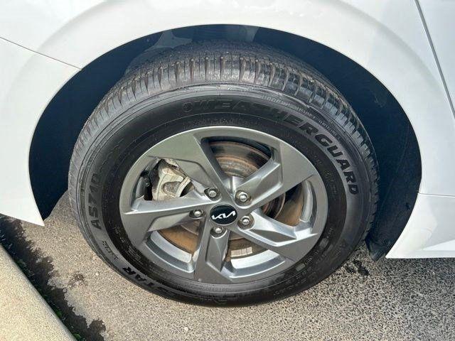Kia K5  2023