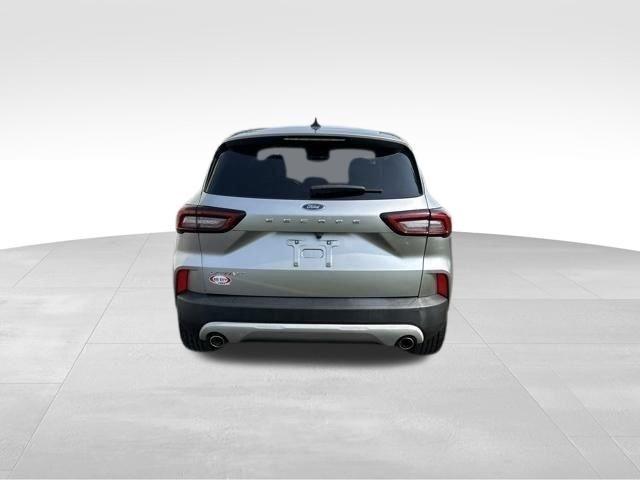 Ford Escape  2023
