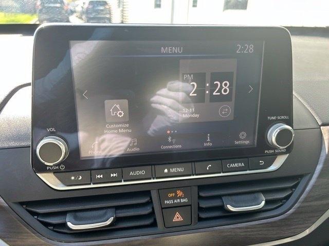 Nissan Altima  2023