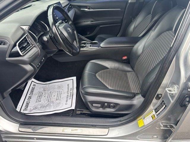 Toyota Camry  2023