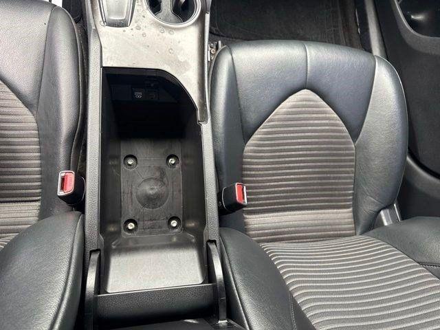 Toyota Camry  2023
