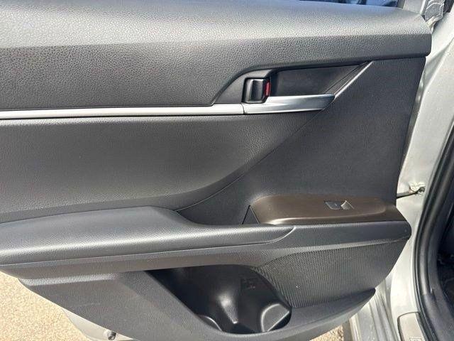 Toyota Camry  2023