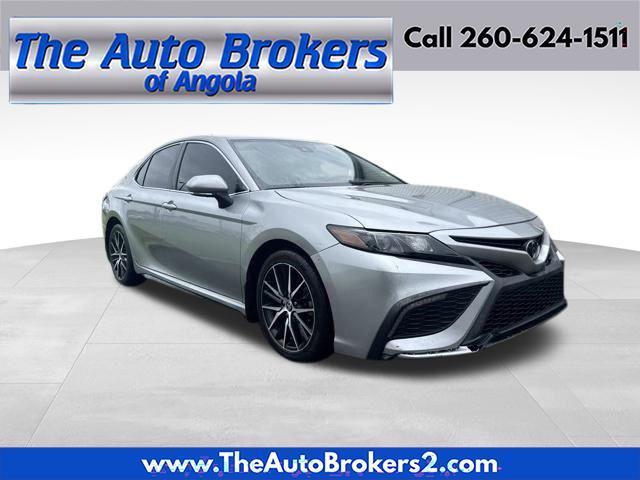 Toyota Camry  2023