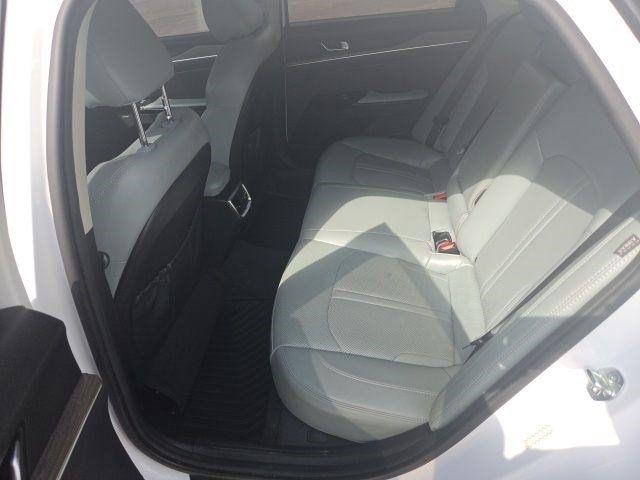 Kia K5  2023