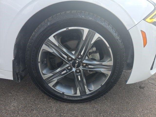 Kia K5  2023