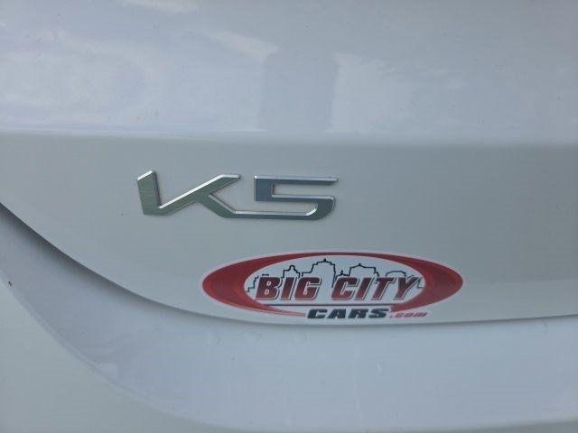 Kia K5  2023