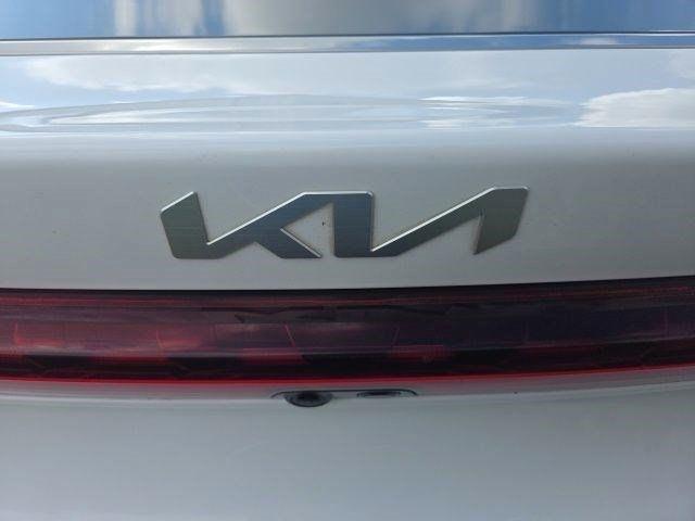 Kia K5  2023