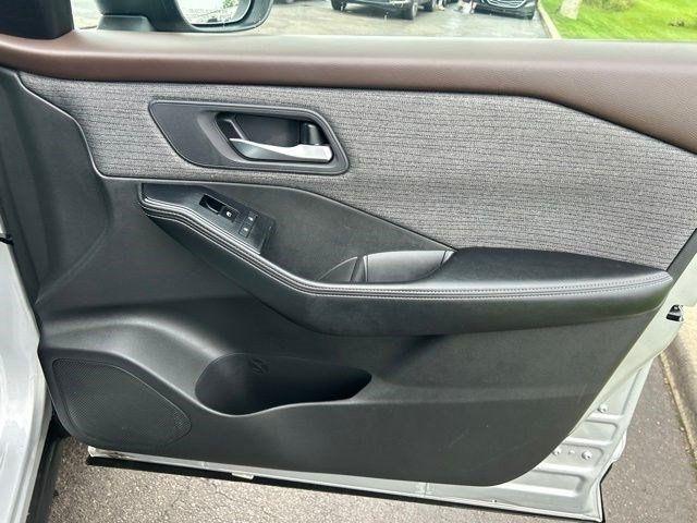 Nissan Rogue  2023