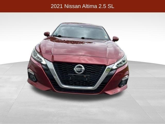Nissan Altima  2021