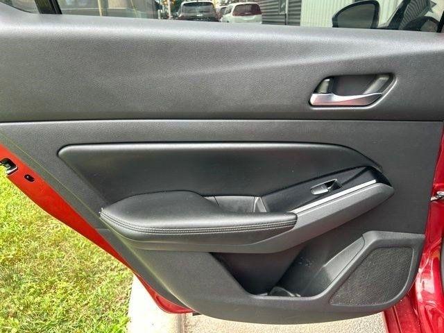 Nissan Altima  2021