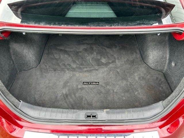 Nissan Altima  2021