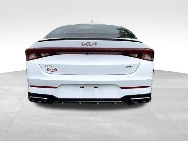 Kia K5  2023