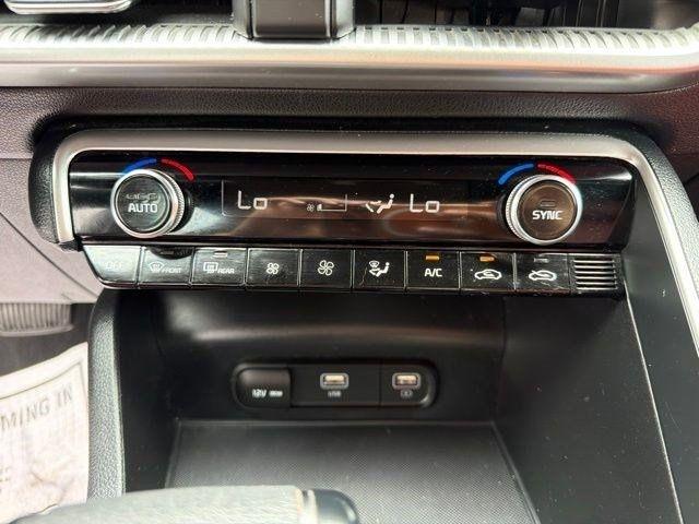 Kia K5  2023