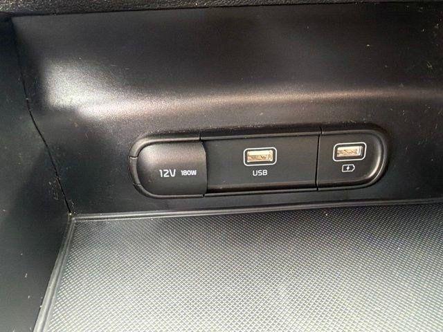 Kia K5  2023