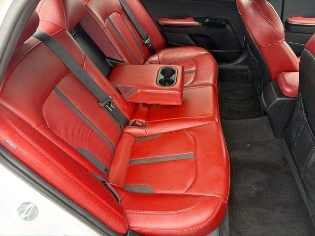 Kia K5  2023