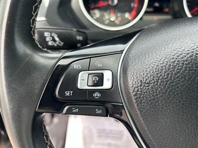 Volkswagen Tiguan  2021