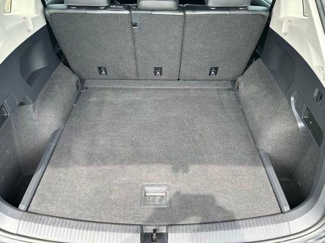 Volkswagen Tiguan  2021