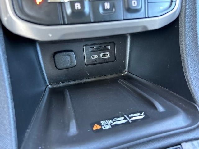 GMC Acadia  2021