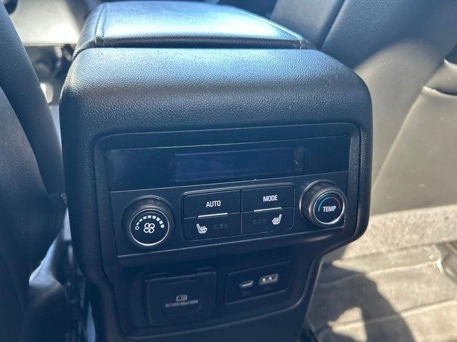 GMC Acadia  2021