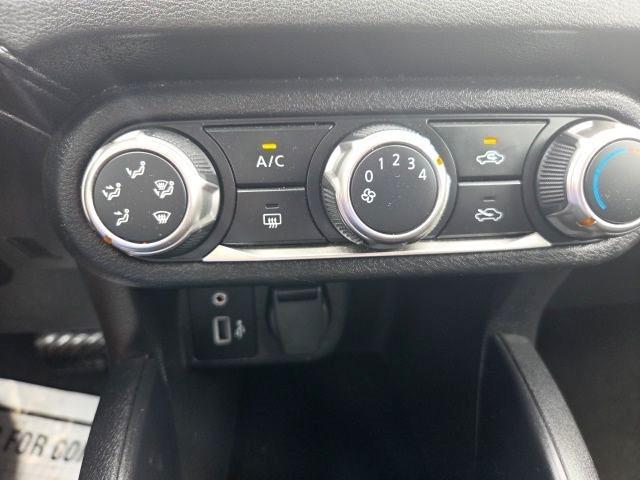 Nissan Versa  2024