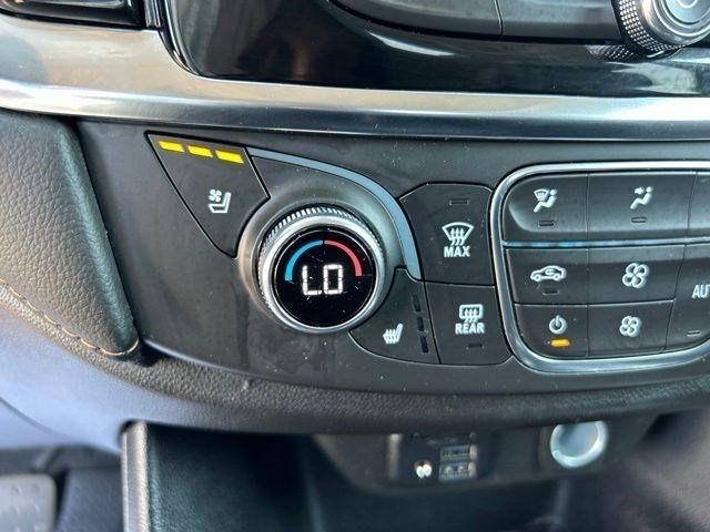 Chevrolet Traverse  2021