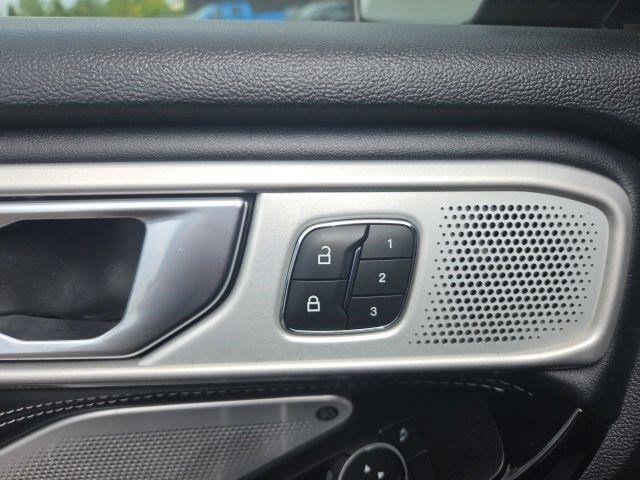 Ford Explorer  2022