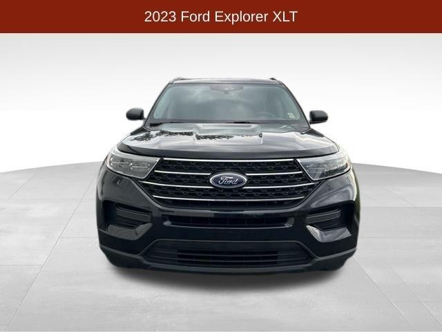 Ford Explorer  2023