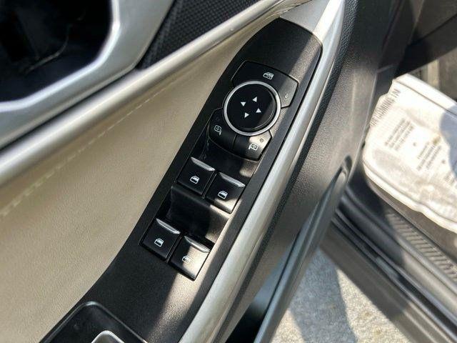 Ford Explorer  2023