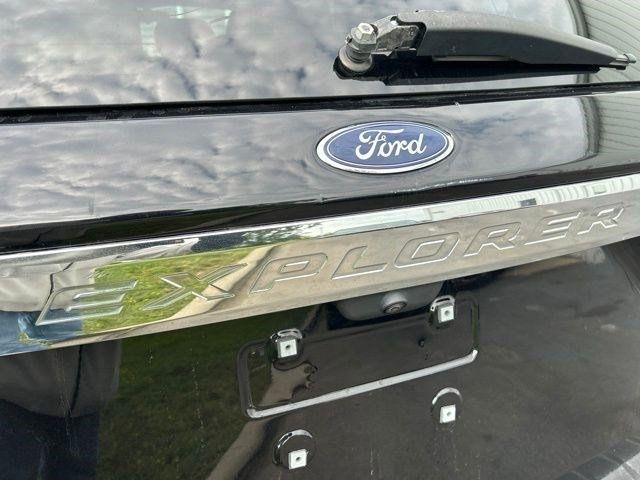 Ford Explorer  2023