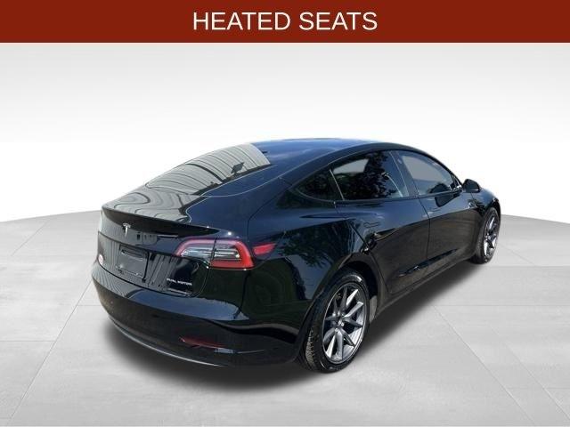Tesla Model 3  2023