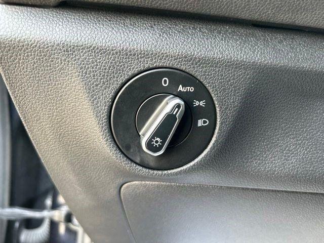 Volkswagen Jetta  2025