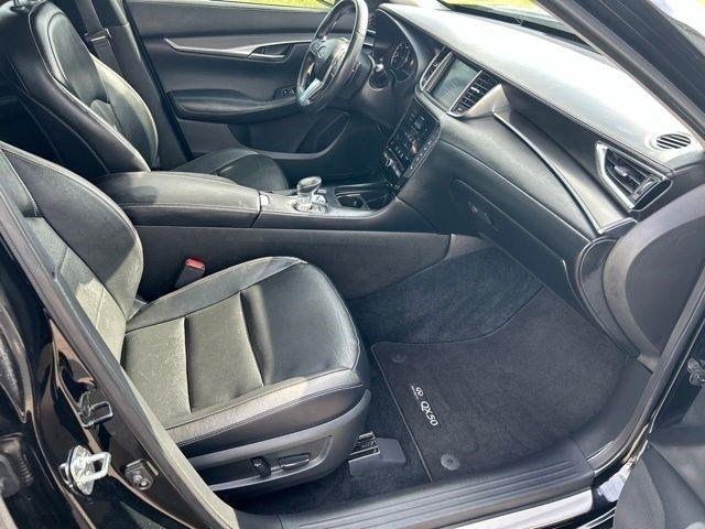 Infiniti QX50  2022