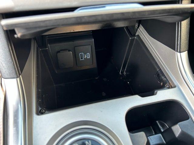 Ford Explorer  2021