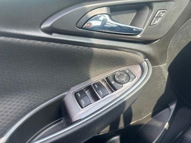 Chevrolet Malibu  2020