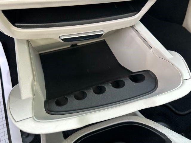 Chrysler Pacifica Hybrid  2024