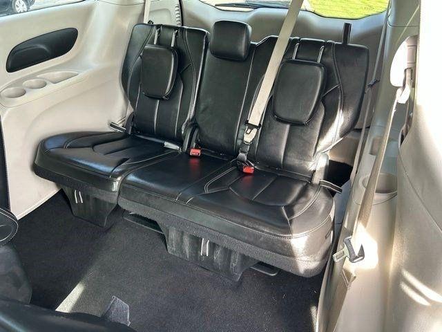 Chrysler Pacifica Hybrid  2024