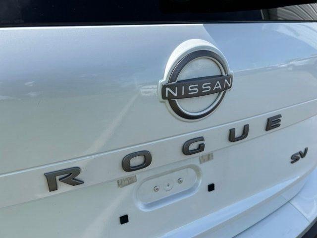 Nissan Rogue  2024