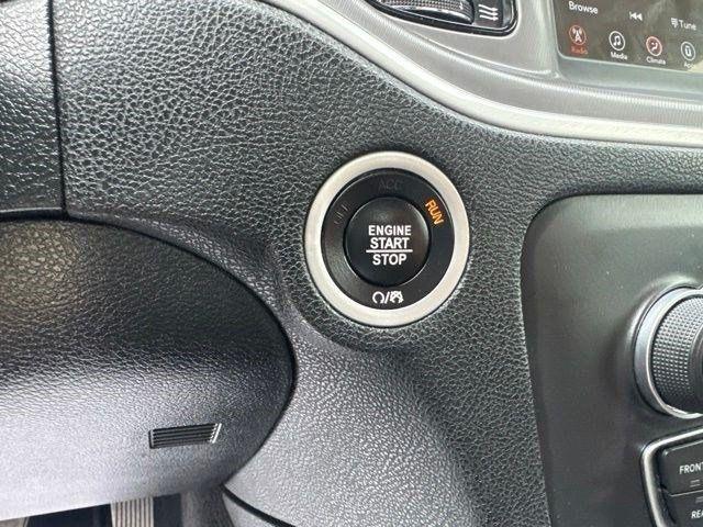 Dodge Charger  2022