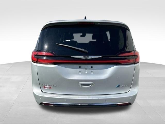 Chrysler Pacifica Hybrid  2023