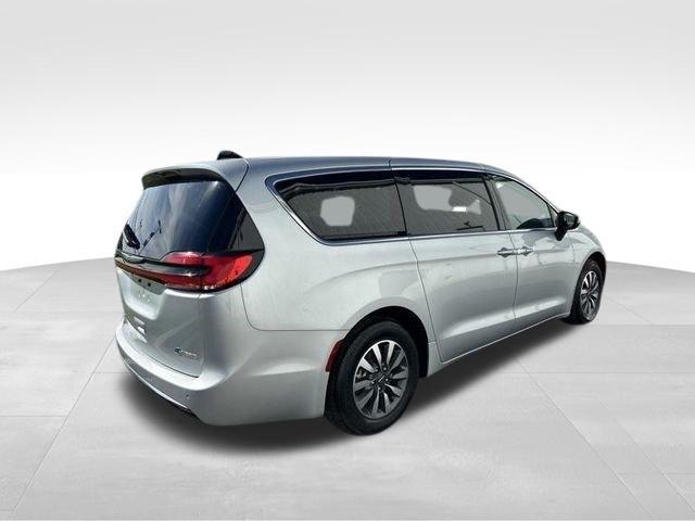 Chrysler Pacifica Hybrid  2023