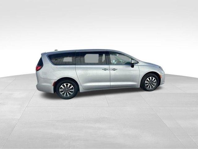Chrysler Pacifica Hybrid  2023