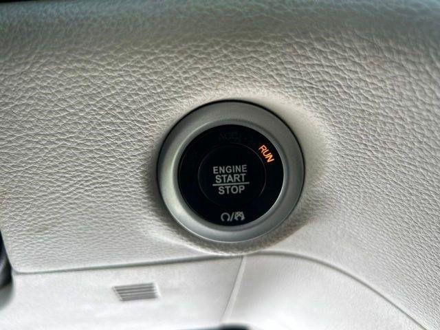Chrysler Pacifica Hybrid  2023