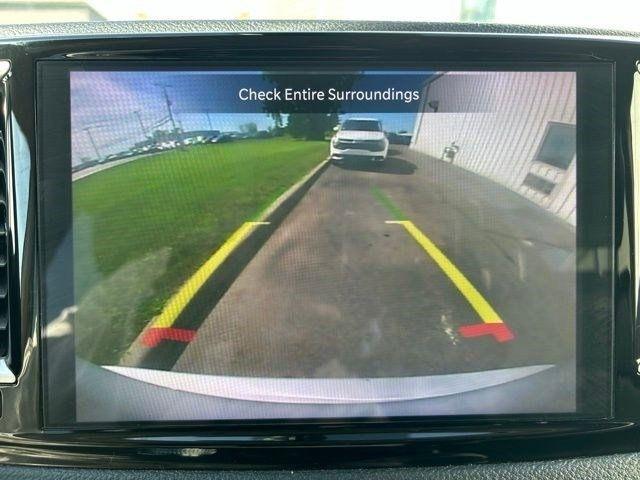 Chrysler Pacifica Hybrid  2023
