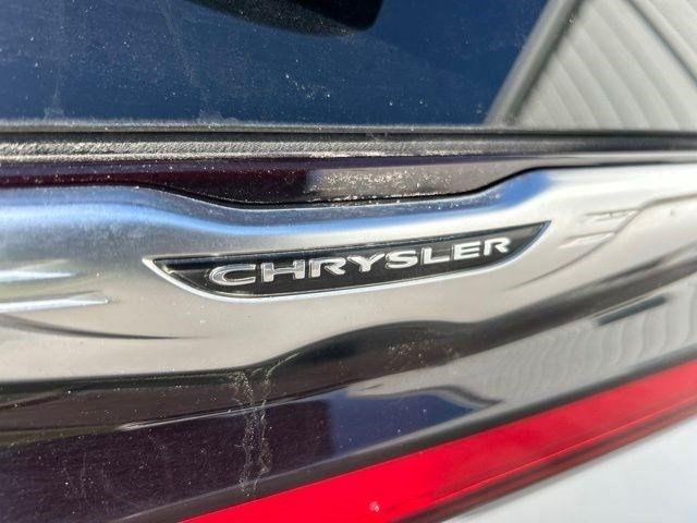 Chrysler Pacifica Hybrid  2023