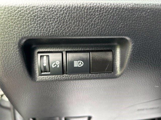 Toyota RAV4  2021