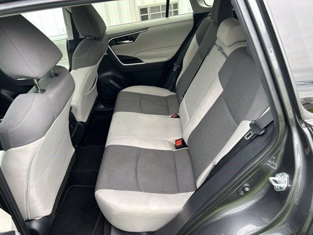 Toyota RAV4  2021