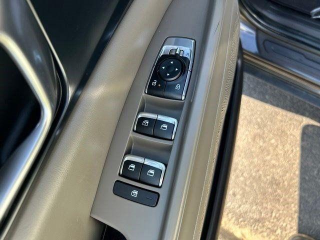 Kia Carnival  2025