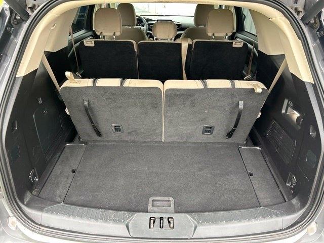 Ford Explorer Base 2021