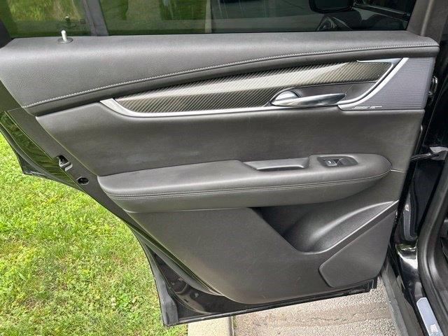 Cadillac XT6  2021